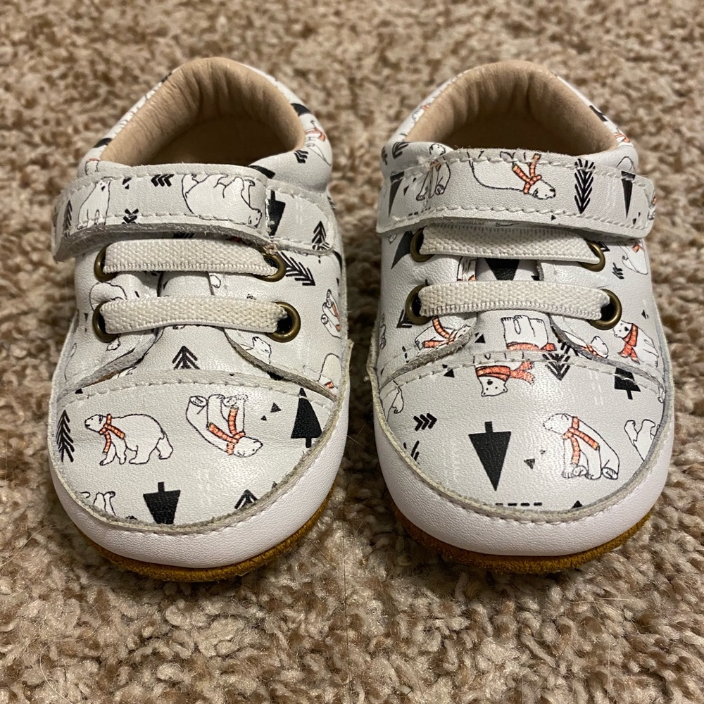 Monkey Feet Winter Low Tops